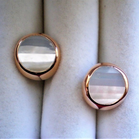 Designer 18K 750 Rose Pink Gold Carved Mother Of Pearl Omega Back Earrings 10.8g - Picture 1 of 12